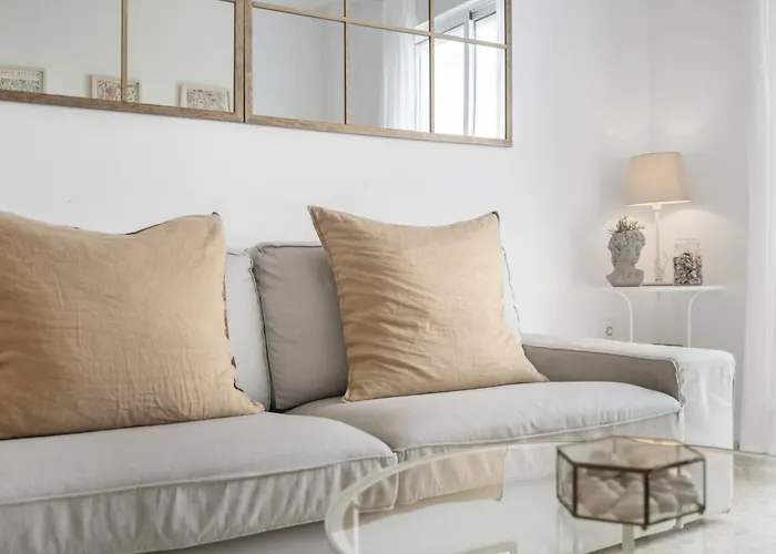 Piso Amplio Y Luminoso En Conil Apartamento *