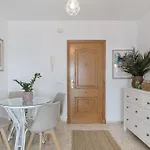 Piso Amplio Y Luminoso En Conil