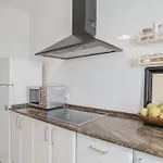 Piso Amplio Y Luminoso En Conil