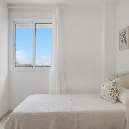 Piso Amplio Y Luminoso En Conil Апартаменти